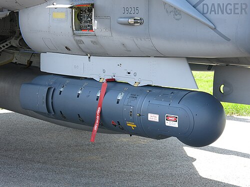 LITENING targeting pod